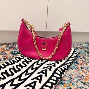 Marc Jacobs Fuchsia Shoulder Bag with Gold Chain